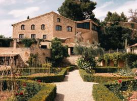 Hotel Hort De Fortunyo, hotel con piscina a Arnés