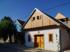 Ruralna Kuća Za Odmor Zajec, hotel en Zmajevac