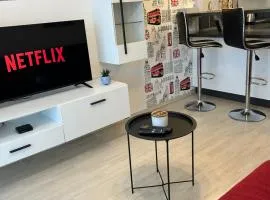 AR LONDON HOUSE