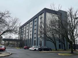 Best Western Plus Meadowlands, hotel en Secaucus