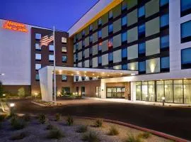 Hampton Inn & Suites Las Vegas Convention Center - No Resort Fee