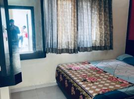 Hotel sai vasant vihar, hospedagem domiciliar em Shirdi