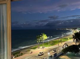 Flat em Hotel de Luxo beira mar da grife Ritz suítes com vista ampla para todo o mar da cruz das almas, jatiúca e ponta verde, com toda estrutura de um hotel lindo e arrojado, academia, piscina e muito mais, venha viver essa experiência incrível!, Hotel in Maceió