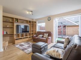 Modern and Comfy 3 bed Cambridge House, hotel with parking in Cambridge