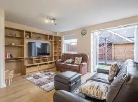 Modern and Comfy 3 bed Cambridge House