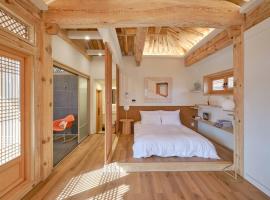 Hongsi Art House, hotel a Gongju