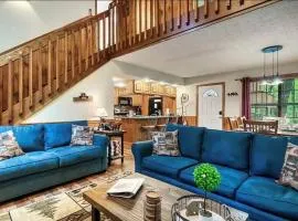 Close to Dollywood - Sleeps 8, Hot Tub, Arcade, Community Pool