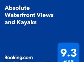 Absolute Waterfront Views and Kayaks，Meningie的家庭式飯店