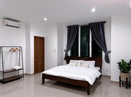 D32 Homestay near airport Behind Brown coffee airport, homestay in Phnom Penh