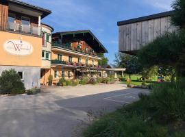 Gasthof Wiesenhof, alloggio in famiglia a Strobl