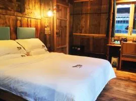 Lost World Sanjiang Guest house