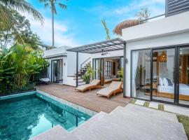 4BR Luxury Tropical Jungle Villa 4 Mins to Beach, hotel em Tanah Lot