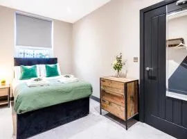 Wiverton Apt #6 - Central Location - Free Parking, Fast WiFi and Smart TV by Yoko Property