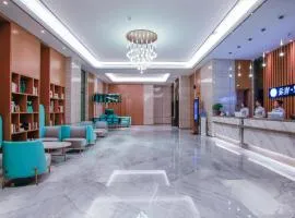 Xana Lite Huizhou Railway Station