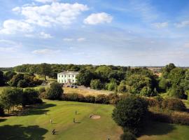 Owston Hall Hotel، فندق في دونكاستير