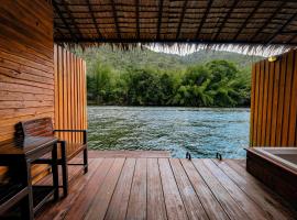 The Hub Erawan Resort, хотел близо до Водопад Ераван, Chongsadao