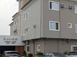 Kosam Global Hotel and Suites, hotel u Ujou