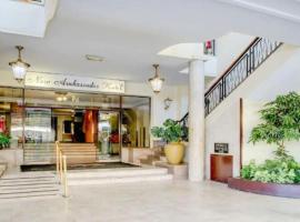 New Ambassador Hotel: Harare şehrinde bir otel