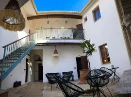 Boutique Casa Caldereros