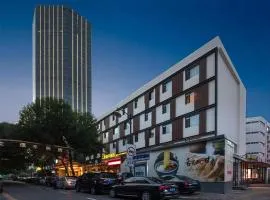 Vienna Hotel Tianjin 5th Avenue Youyi Road Cultural Center Metro Station