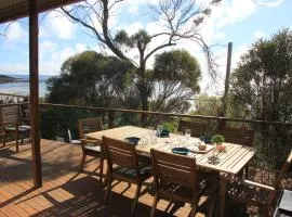 Emu Bay Stay