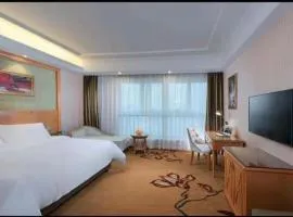 Vienna Hotel Nanchang New Grand Hongcheng Market Xianghu 1st Hospital