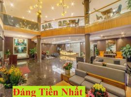 LakeView-Hotel Quy Nhon โรงแรมใกล้Phu Cat Airport - UIHในกวีเญิน