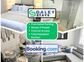 Failsworth Luxury Apartment with Free Parking by Daley Stays, apartmán v Manchesteru