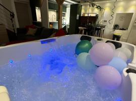 Maison avec jacuzzi, hotel barato en Maisdon-sur-Sèvre