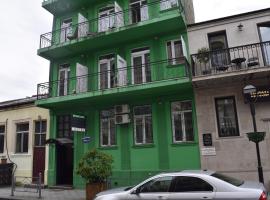 Green Villa, B&B in Batumi