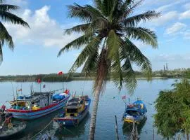 Hoi An Coco River House