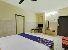 Hotel Chanukya, hotel em Nellore