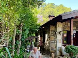 Kamarca House Hotel