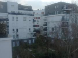 Blessing, cheap hotel in Rosny-sous-Bois