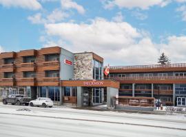 The Crimson Jasper, hotel with hot tubs in Jasper