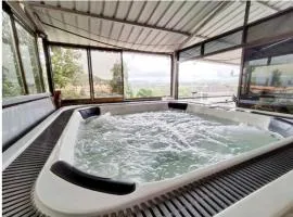 URBAN STAYO Jacuzzi