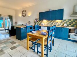 Rushcroft Farm Cottages, hytte i Sway