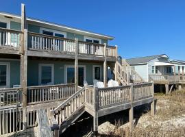 2 if by Sea- East Unit – hotel w mieście Emerald Isle