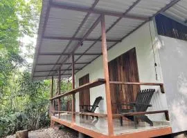 Comfy jungle place / FiberOptic/1 km from the beach