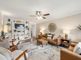 with Arcade and Covered Patio Sleep 9 in this 4 Bedroom 2 Bath Home 5 star host Deer Park TX