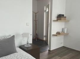 Country Hotel Heydalur, hotel din Látur