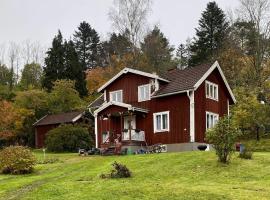 Holiday home ANNEBY II, hotel di Aneby