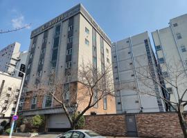 No. 25 Hotel Myeongji Oceanc City Business, hotel v destinaci Pusan