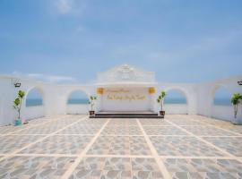 Khách sạn Moonlight Hotel - Mặt biển Hải Tiến, hotel in Trung Ngoai