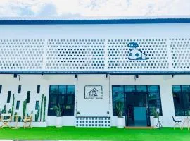 Panda home @ cafe Songkhla (เนเธเธเธ้เธฒเนเธฎเธก & เธเธฒเนเธ่ เธชเธเธเธฅเธฒ)