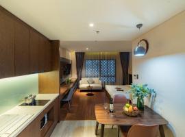 Trung Son Hotel & Apartment near Tan Son Nhat Airport, hotel in: Phu Nhuan, Ho Chi Minh-stad