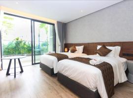Victor Group - Sam Sam Phu Yen Condotel, hotel in Phước Hậu