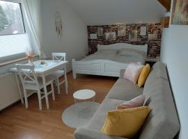 HomeW4 - Apartment Sonnenschein, family hotel in Hoheneich