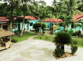 L&L Beach Resort, Hotel in Pandan
