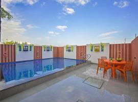 ll EMPYREAN STAY ll AIRAWAT VILLA ll 2BHK ll AC ll PVT POOL ll LUXURY VILLA ll, מלון יוקרה בלונבלה